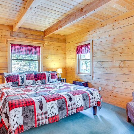 Secluded Black Hawk Log Cabin With Fire Pit! Bagian luar foto