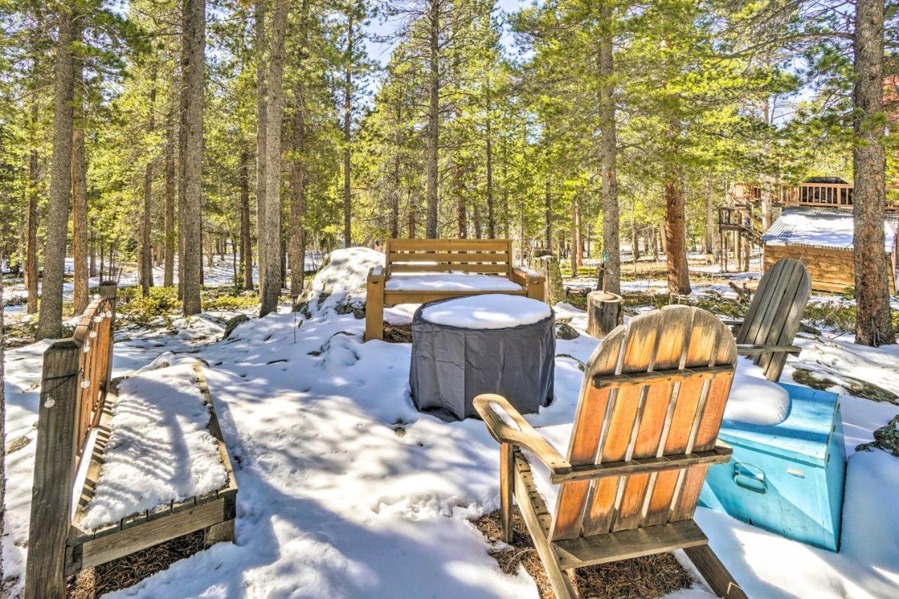 Secluded Black Hawk Log Cabin With Fire Pit! Bagian luar foto