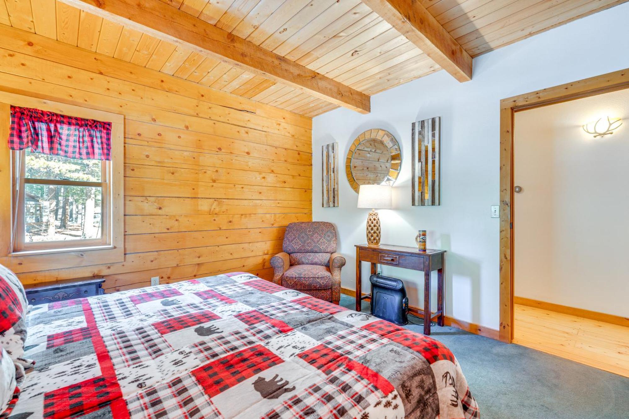 Secluded Black Hawk Log Cabin With Fire Pit! Bagian luar foto