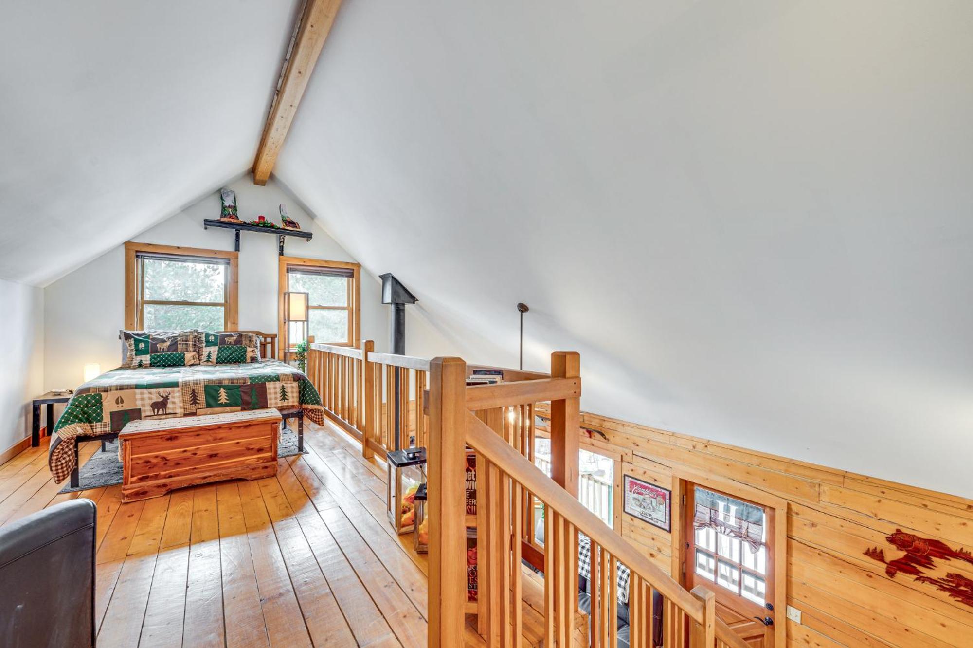 Secluded Black Hawk Log Cabin With Fire Pit! Bagian luar foto